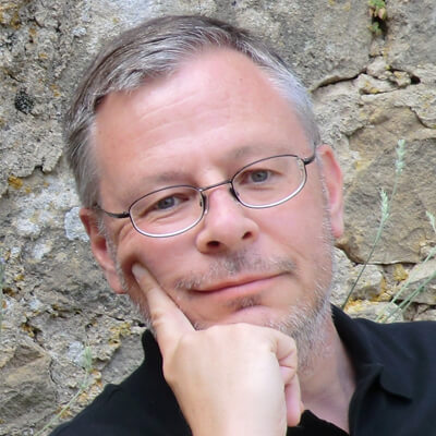 Mag. Thomas Neuhauser